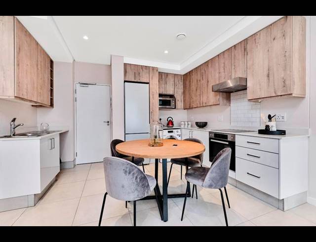 2 BEDROOM PROPERTY TO RENT IN GLENADRIENNE
